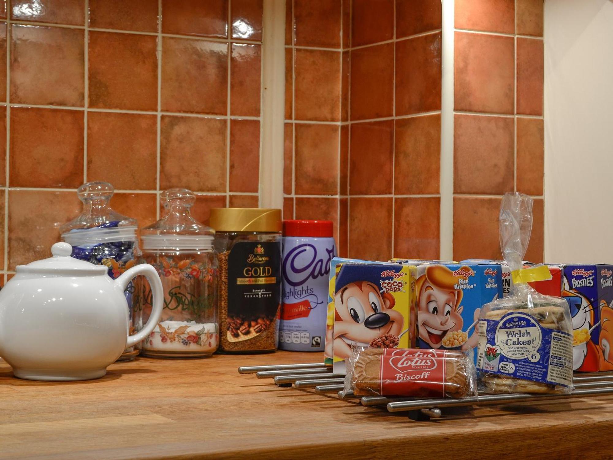 Three Rivers Cottage Pontneddfechan Экстерьер фото